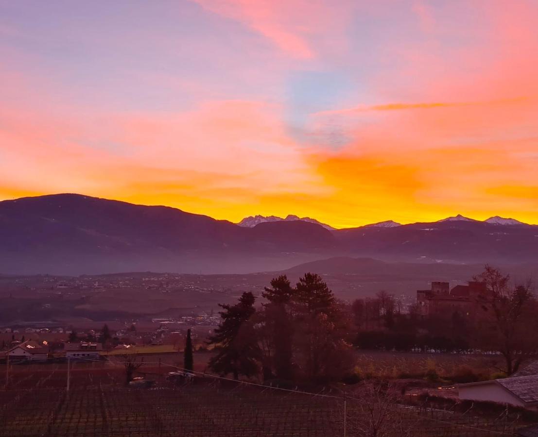 Strahlerhof Daire Appiano Sulla Strada Del Vino Dış mekan fotoğraf