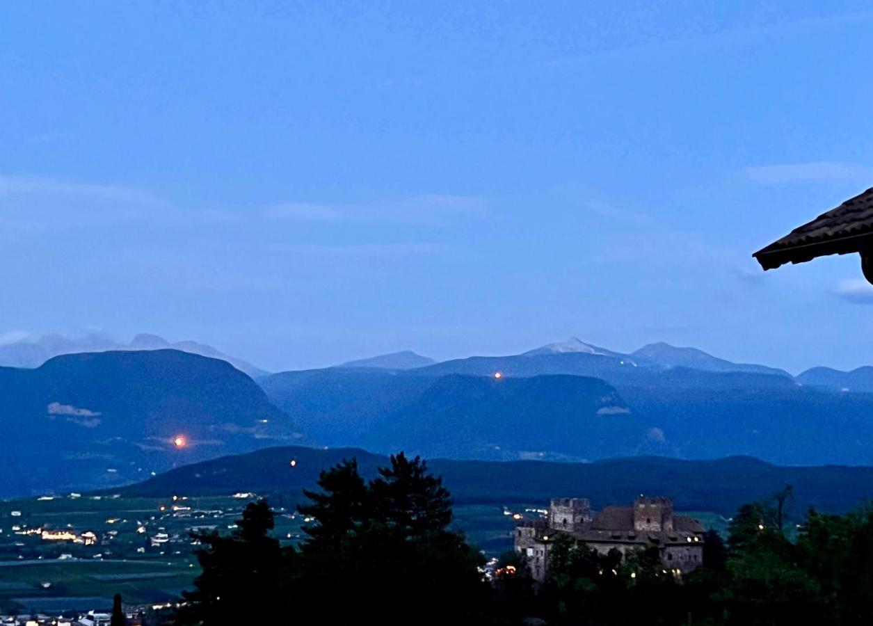 Strahlerhof Daire Appiano Sulla Strada Del Vino Dış mekan fotoğraf
