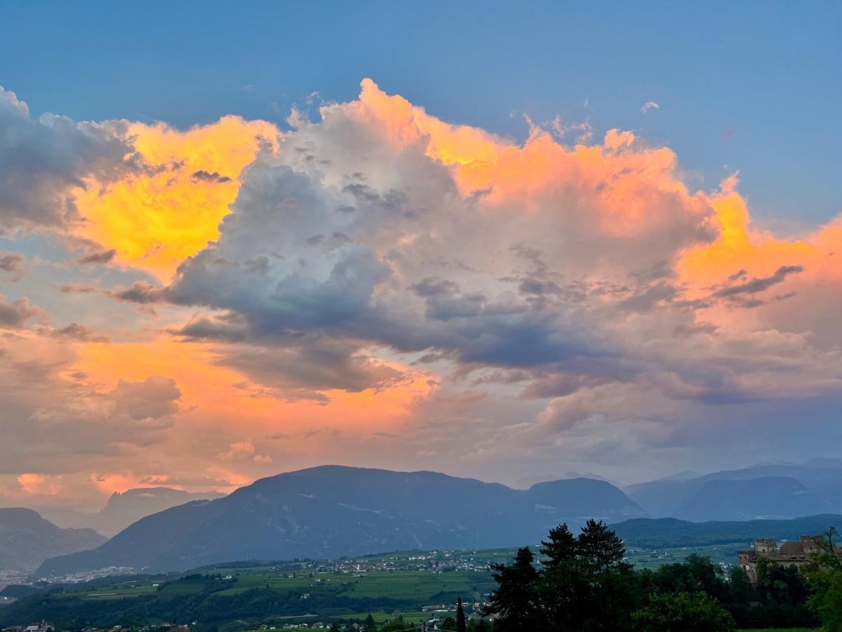 Strahlerhof Daire Appiano Sulla Strada Del Vino Dış mekan fotoğraf