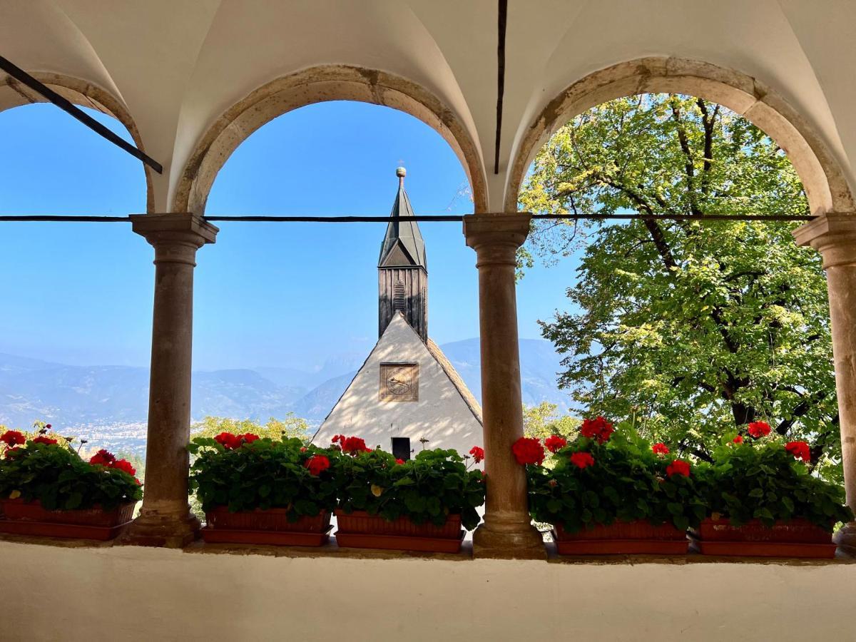 Strahlerhof Daire Appiano Sulla Strada Del Vino Dış mekan fotoğraf