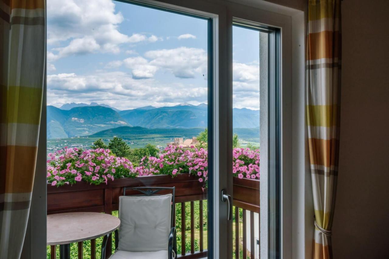 Strahlerhof Daire Appiano Sulla Strada Del Vino Dış mekan fotoğraf