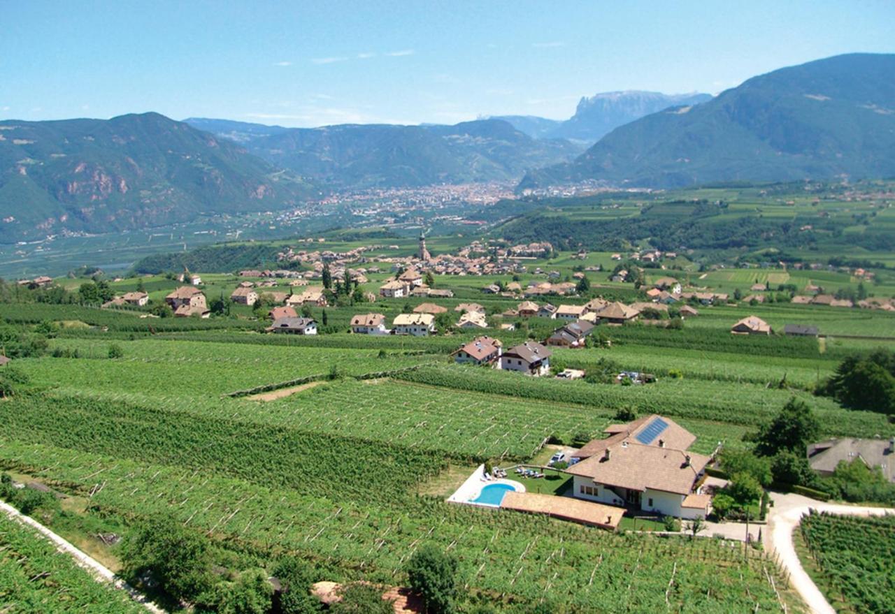 Strahlerhof Daire Appiano Sulla Strada Del Vino Dış mekan fotoğraf